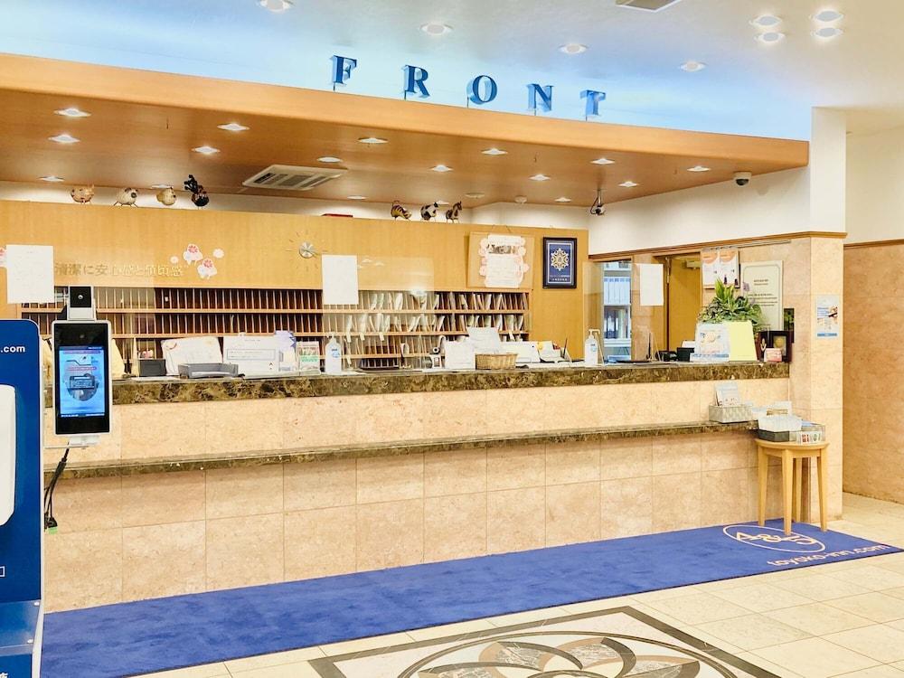 Toyoko Inn Kawasaki Ekimae Shiyakusho-Dori Exterior photo