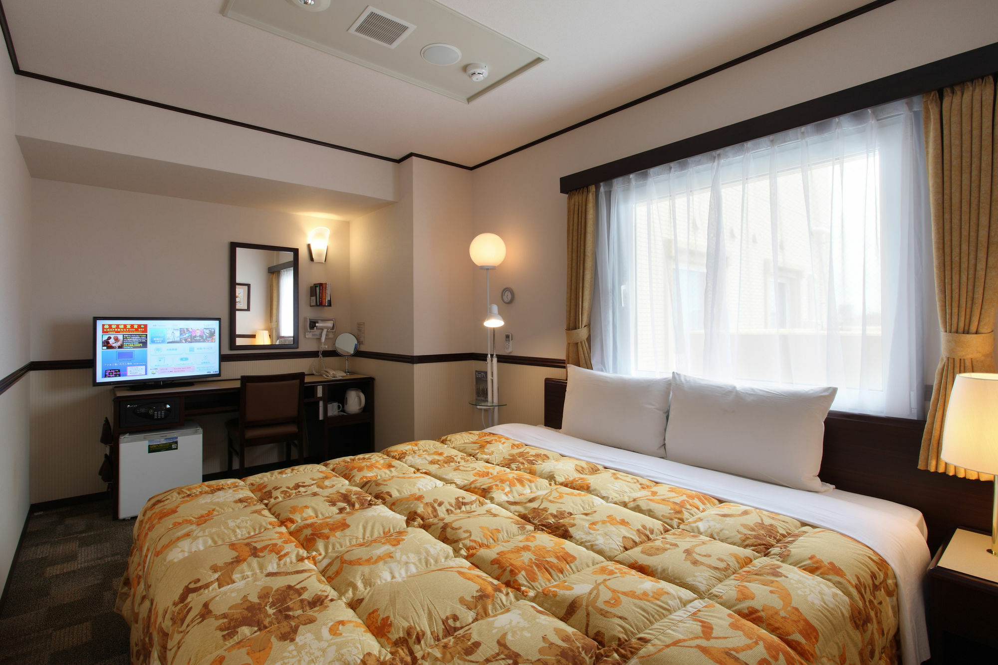 Toyoko Inn Kawasaki Ekimae Shiyakusho-Dori Exterior photo